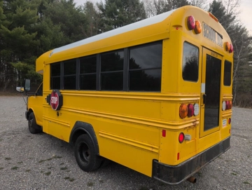 Picture of 2015 Chevrolet Trans Tech ADA School Bus