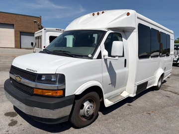 Picture of 2023 Chevrolet 3500 Starquest Shuttle Bus