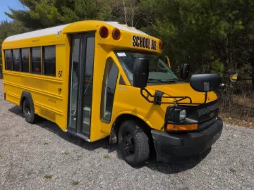 Picture of 2018 Chevrolet Trans Tech School Bus