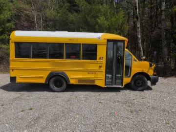 Picture of 2018 Chevrolet Trans Tech School Bus