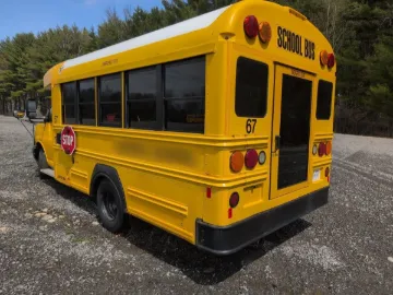 Picture of 2018 Chevrolet Trans Tech School Bus