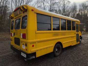 Picture of 2018 Chevrolet Thomas School Bus
