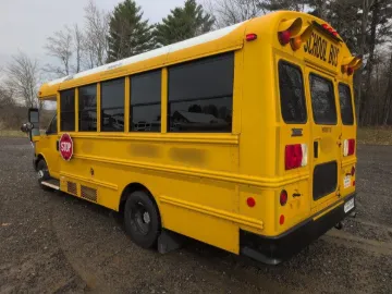 Picture of 2018 Chevrolet Thomas School Bus