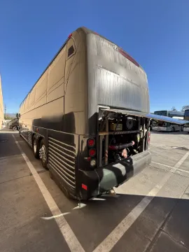 2012 MCI J4500 50P