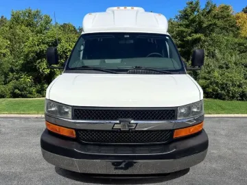 2013 Chevrolet Express 3500 TurtleTop