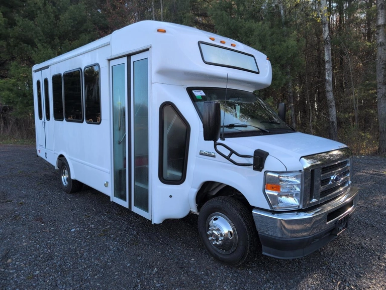 Picture of 2023 Ford Starcraft ADA Shuttle Bus