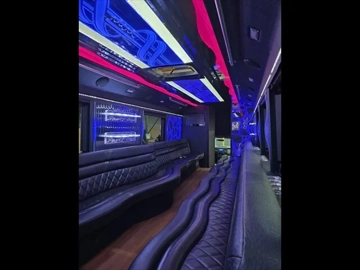 Picture of 2012 Ford F-550 Diesel 28P Limo Bus