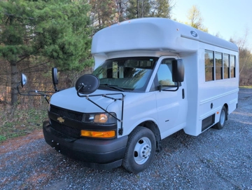 Picture of 2019 Chevrolet Starcraft Shuttle Bus
