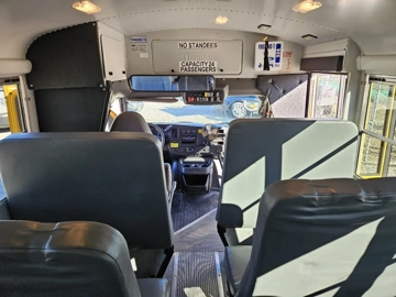 Picture of 2013 Gmc Savana 4500 School Bus