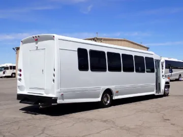 Picture of 2007 Starcraft Allstar XLT Shuttle Bus