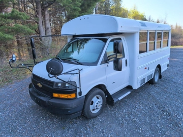 Picture of 2019 Chevrolet Thomas Shuttle Bus