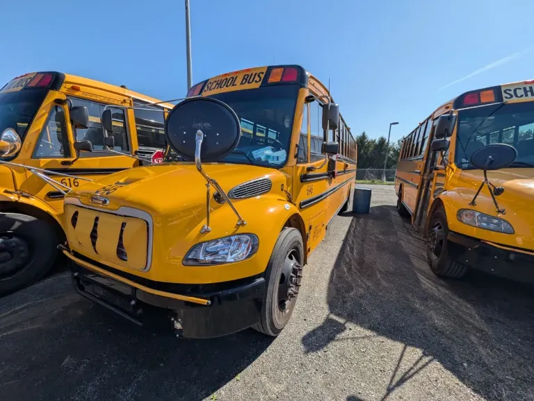 2024 Thomas C2 72P