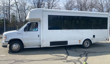 Picture of 2018 Starcraft E450 Allstar Shuttle Bus