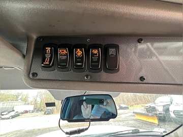 Picture of 2019 Ford F-550 Super Duty Shuttle Bus