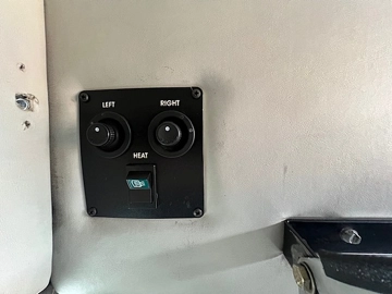 Picture of 2019 Ford F-550 Super Duty Shuttle Bus
