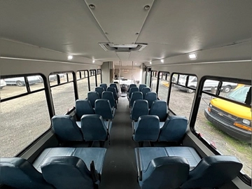 Picture of 2019 Ford F-550 Super Duty Shuttle Bus