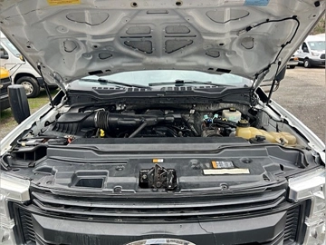 Picture of 2019 Ford F-550 Super Duty Shuttle Bus