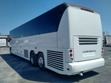 Picture of 2006 MCI J4500 Coach Bus