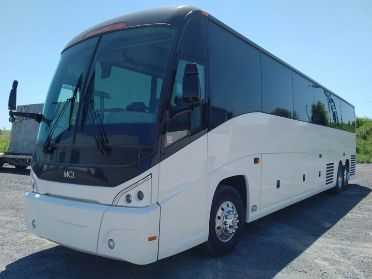 Picture of 2007 MCI J4500 Coach Bus