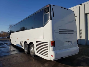 Picture of 2005 MCI E4500 Renaissance Coach Bus