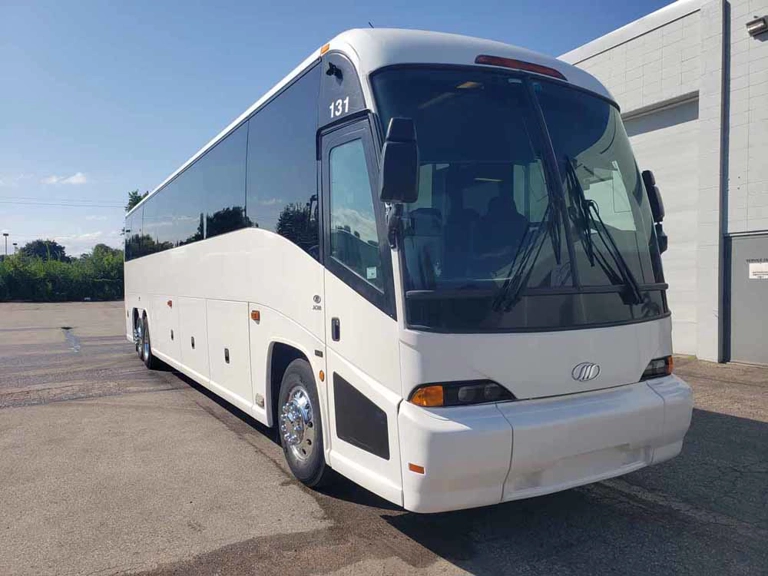 Picture of 2003 MCI J4500 Coach Bus