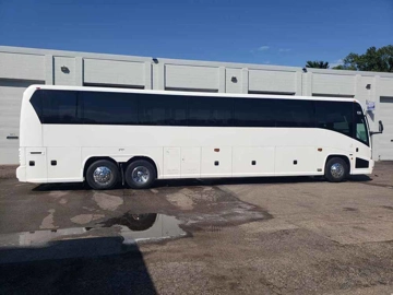 Picture of 2003 MCI J4500 Coach Bus