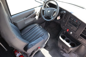 Picture of 2026 Chevrolet Diamond Shuttle Bus