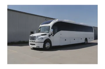 Picture of 2025 Freightliner M2 American Dreamliner Coach bus
