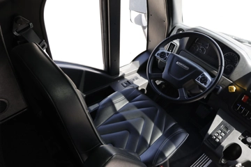 Picture of 2025 Freightliner M2 American Dreamliner Coach bus
