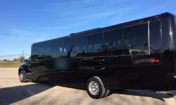 Picture of 2013 Ford F650 Mid Size Bus