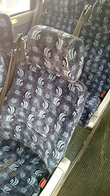 Picture of 2010 MCI J4500 Coach Bus