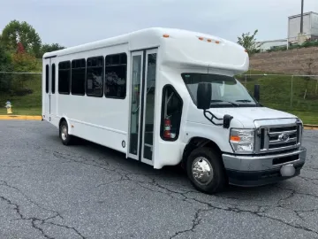 Picture of 2025 Ford Starcraft Allstar ADA Shuttle Bus