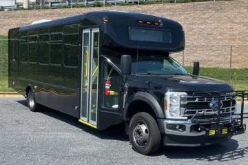 Picture of 2025 Ford F550 Starcraft Allstar XL ADA Shuttle Bus