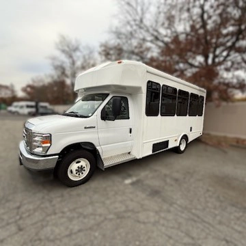Picture of 2024 Glaval Universal Shuttle Bus