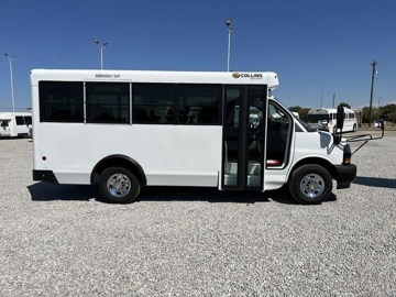Picture of 2022 Chevrolet Collins SL400 Shuttle Bus