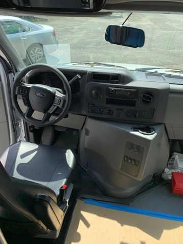 Picture of 2025 Glaval Universal Shuttle Bus
