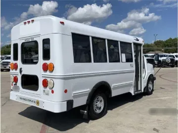 Picture of 2014 Chevrolet Express 3500 Cutaway Shuttle Bus