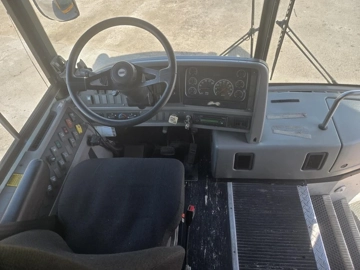Picture of 2006 Thomas HDX School Bus