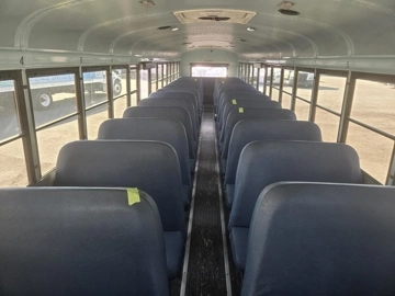 Picture of 2006 Thomas HDX School Bus