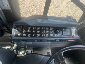 Picture of 2004 MCI D4500 Coach Bus