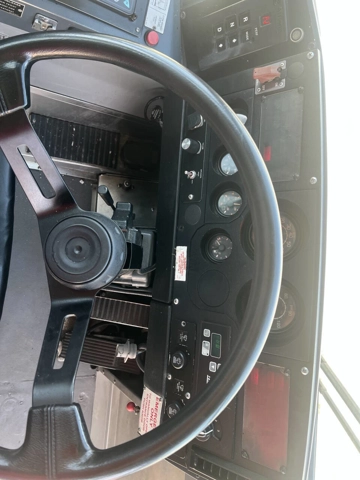 Picture of 2004 MCI D4500 Coach Bus