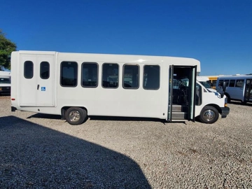 Picture of 2019 Diamond VIP 2800 Chevrolet ADA Shuttle Bus
