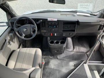 Picture of 2019 Chevrolet 4500 Diamond VIP 2800 ADA Shuttle Bus