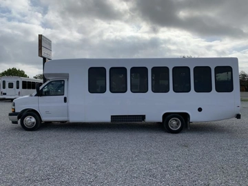 Picture of 2019 Chevrolet 4500 Diamond VIP 2800 ADA Shuttle Bus