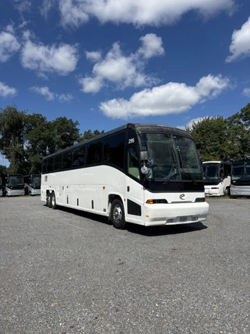 Picture of 1998 MCI 102EL3 Coach Bus