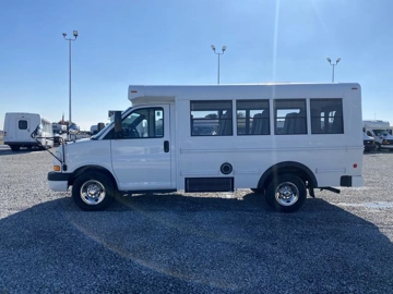 Picture of 2012 Chevrolet Girardin MBII Shuttle Bus