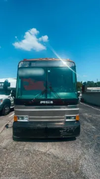 Picture of 1986 MCI Coach Bus