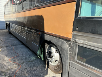 Picture of 1986 MCI Coach Bus