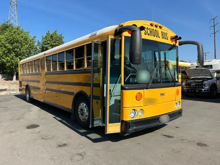 Picture of 2004 Thomas HDX School Bus