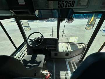 Picture of 2004 Thomas HDX School Bus